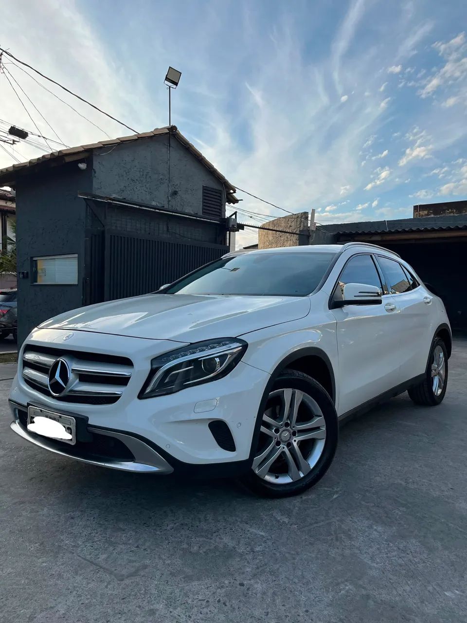 Mercedes-Benz GLA 200 Adv. 1.6/1.6 TB 16V Flex Aut. 2017