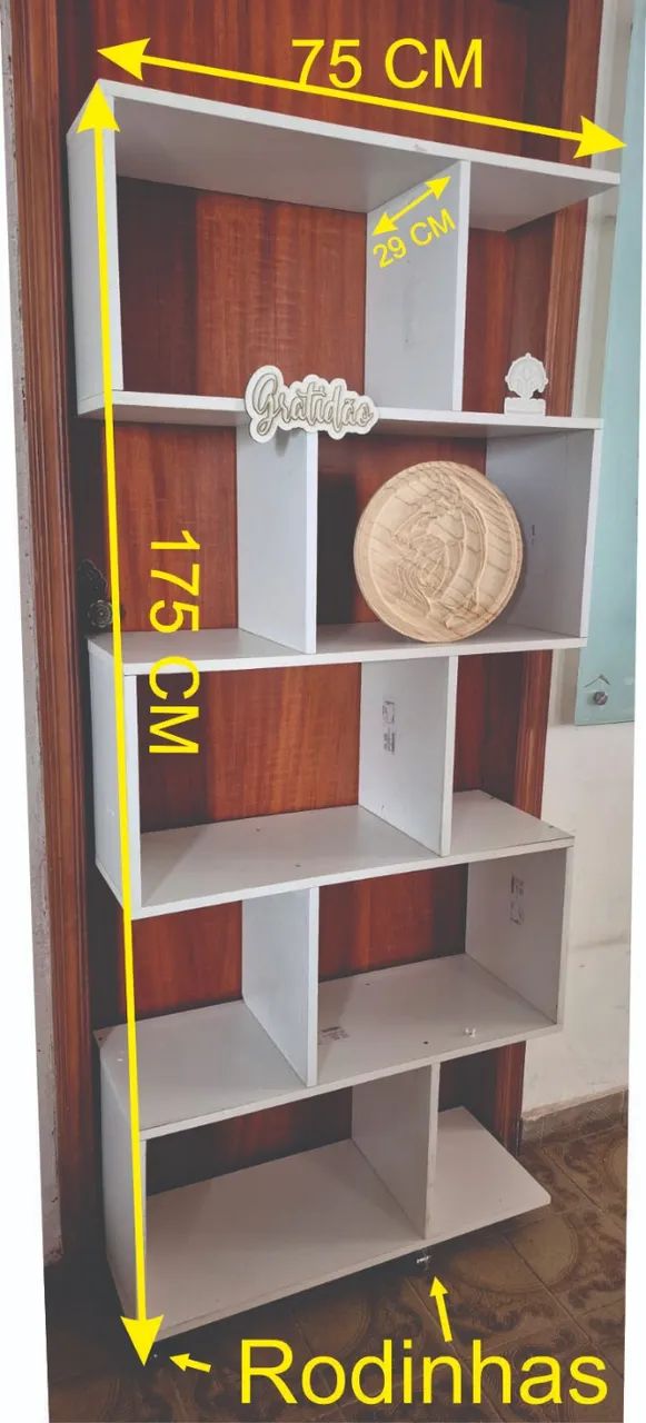 Estante 100% MDF com Desing Moderno Nova e com rodinhas