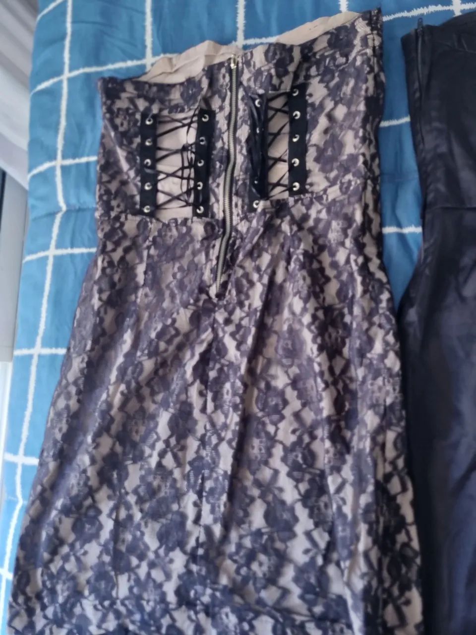 2 vestidos lindos curtos . - Foto 2