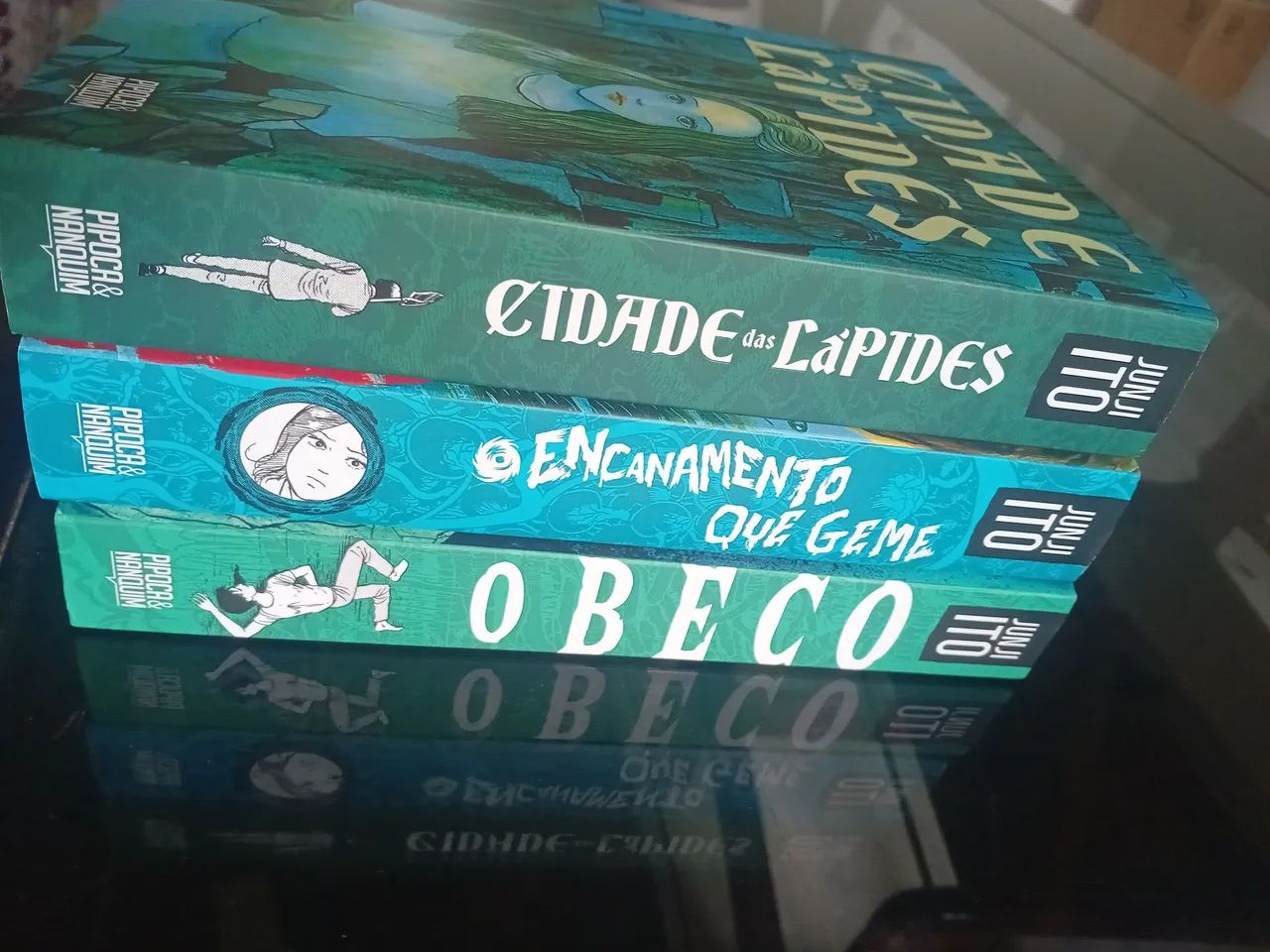 Lote mangás - Jbc, Panini e Pipoca e nanquim - Foto 4