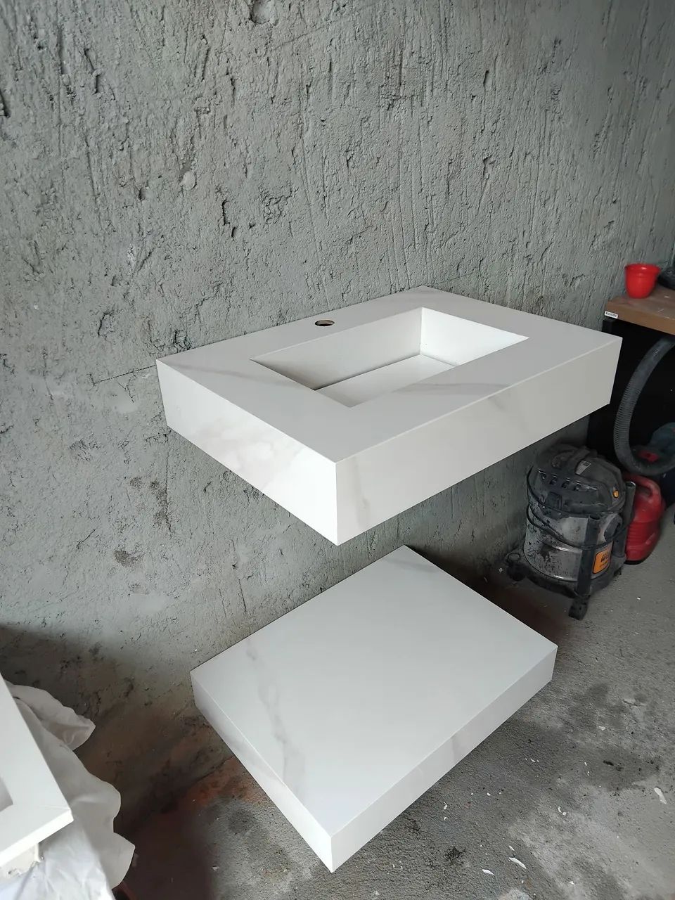 CUBAS E NICHOS EM PORCELANATO 