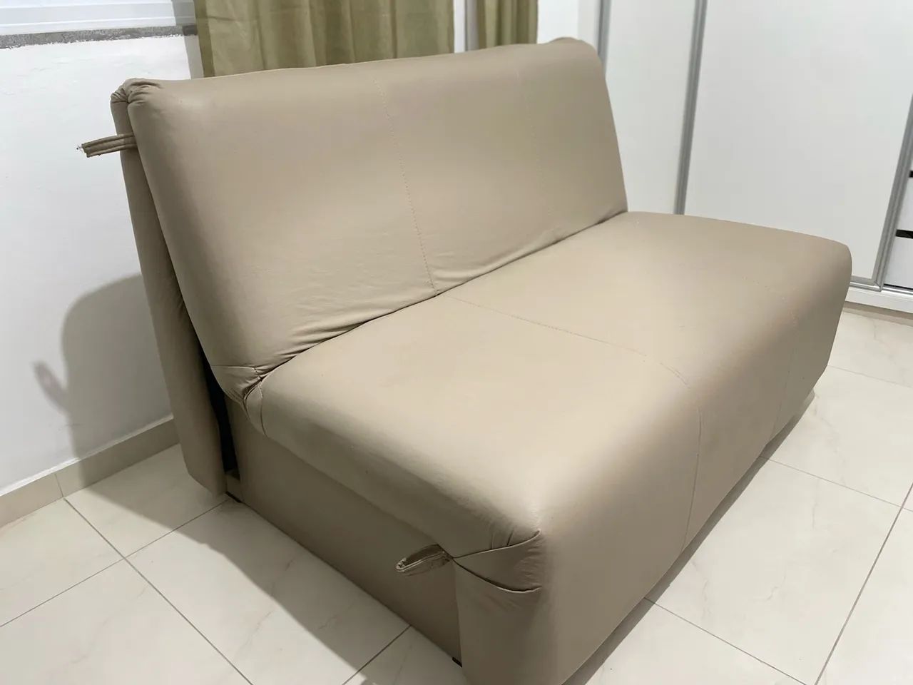 Vendo sofá cama Tok Stok