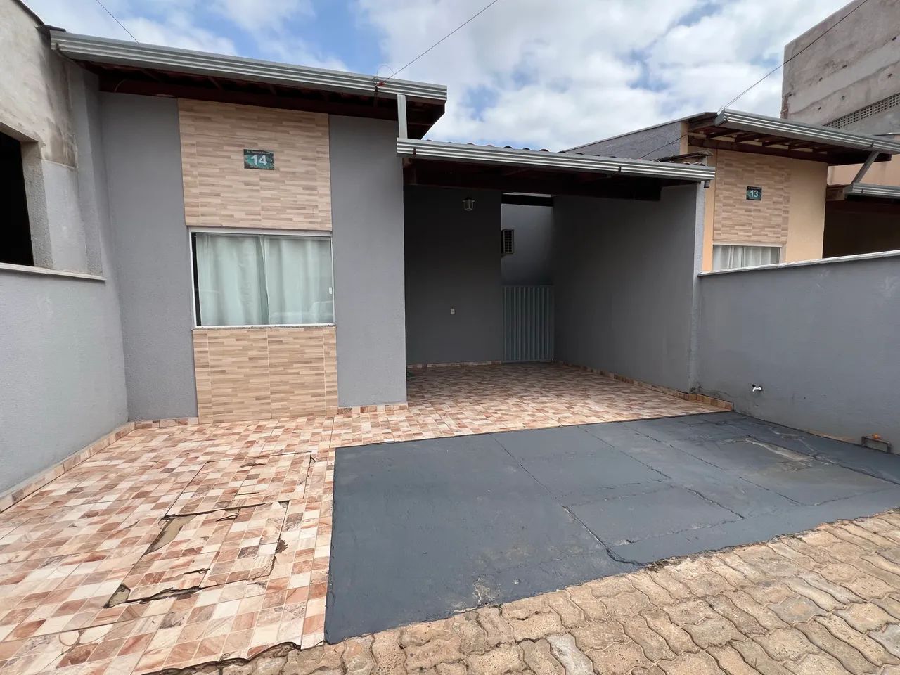 Casa em condomínio mobiliada