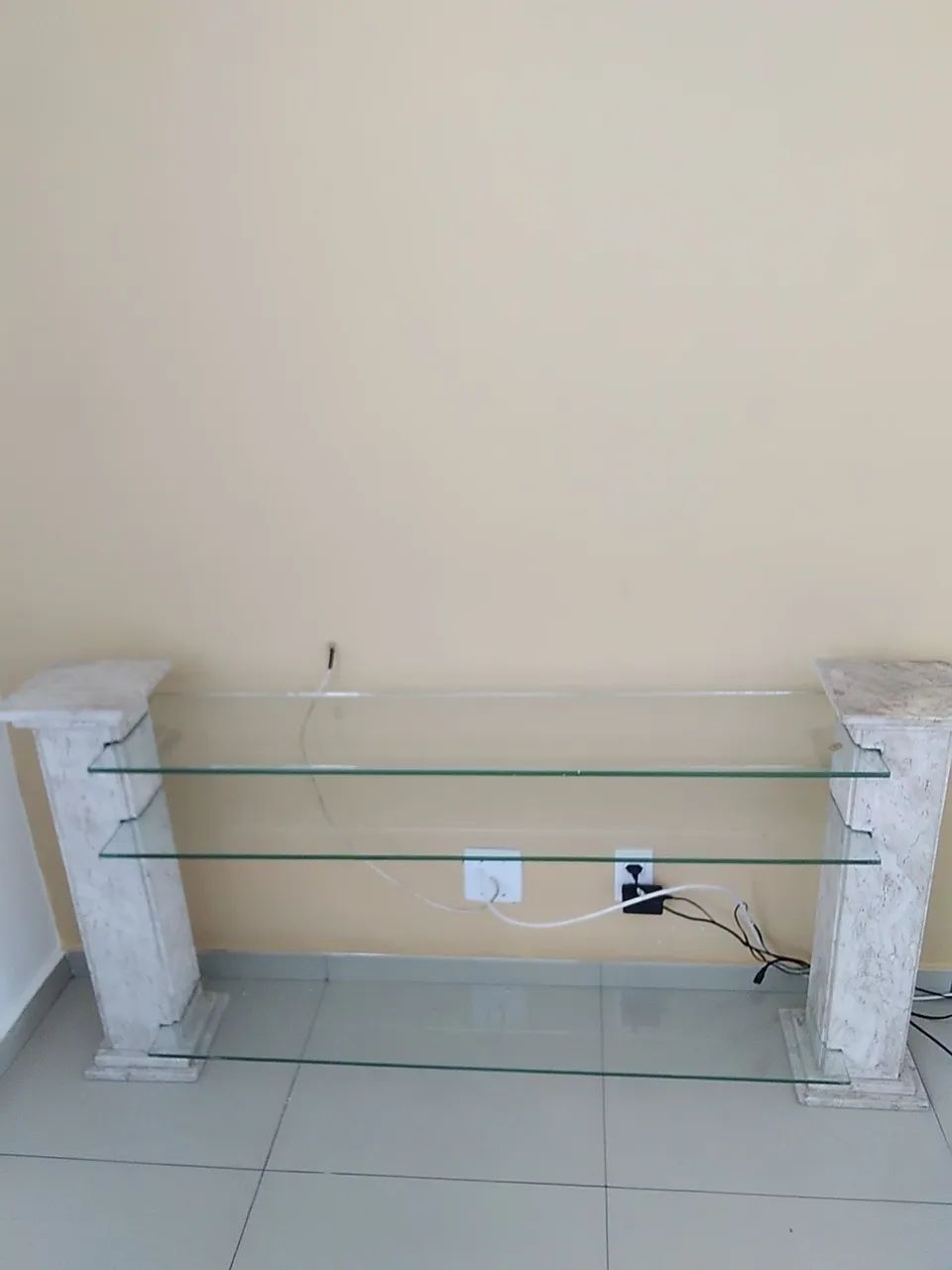 Estante de vidro com mármore  - Foto 3