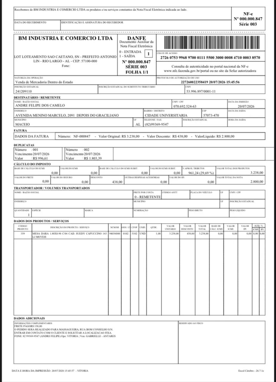 OPORTUNIDADE - Mesa dará 1.80x90 c/ 06 cadeiras 