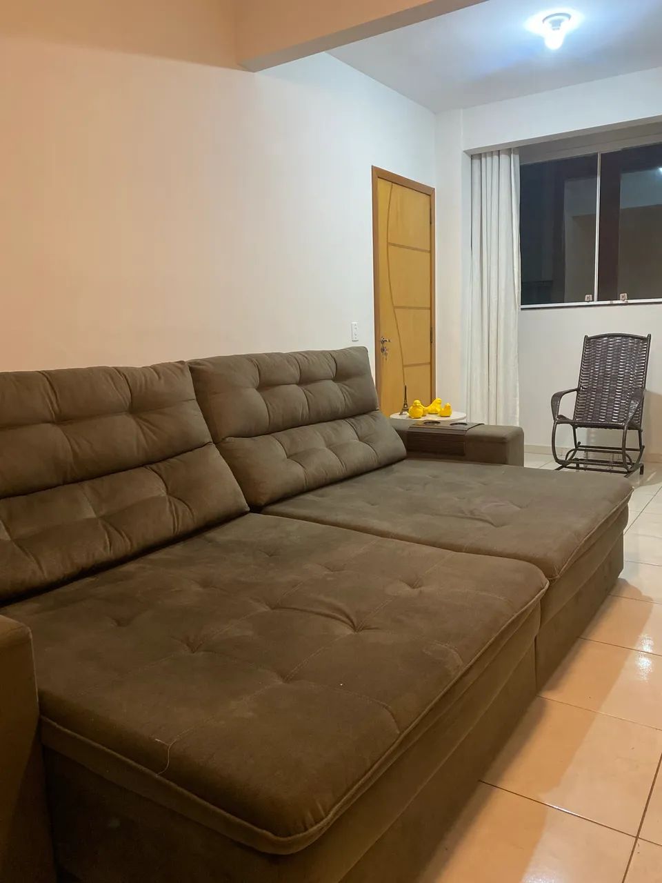 Sofá Retrátil e Reclinável 2,80m | Excelente Estado | R$ 1.800 - Foto 2