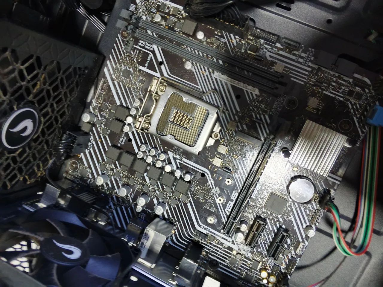 Vendo placa mãe Asus h510m-e usada - Foto 2