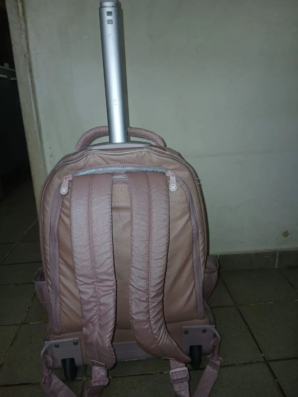 Kit mochila rebecca bonbon tênis, estojo, roupas - Foto 4