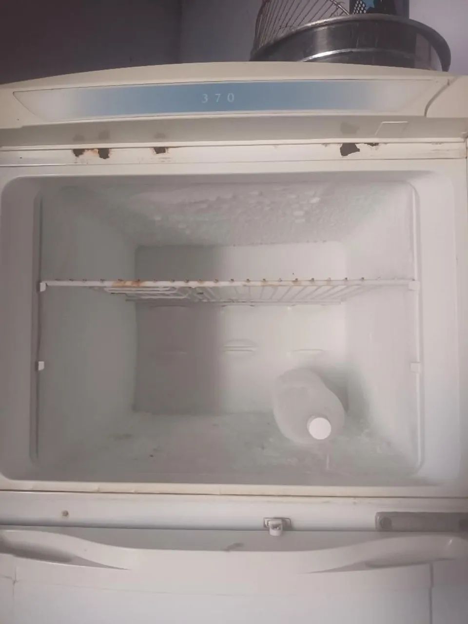 Geladeira branca 