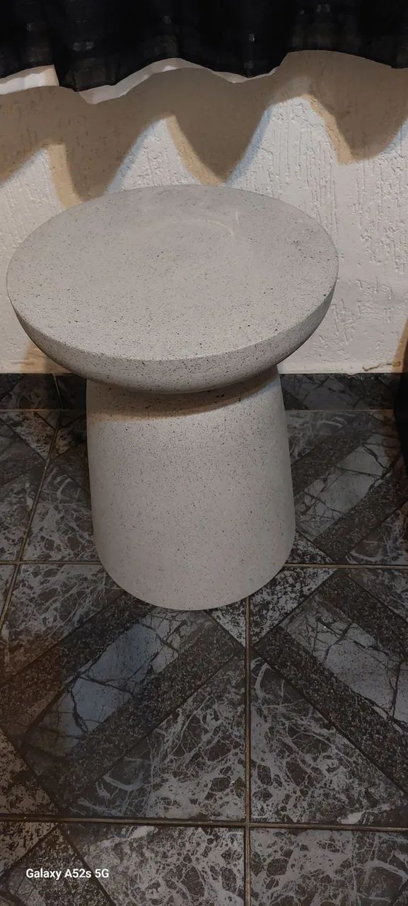 Mesa Lateral De Apoio Em Cimento Cinza Mart  - Foto 3