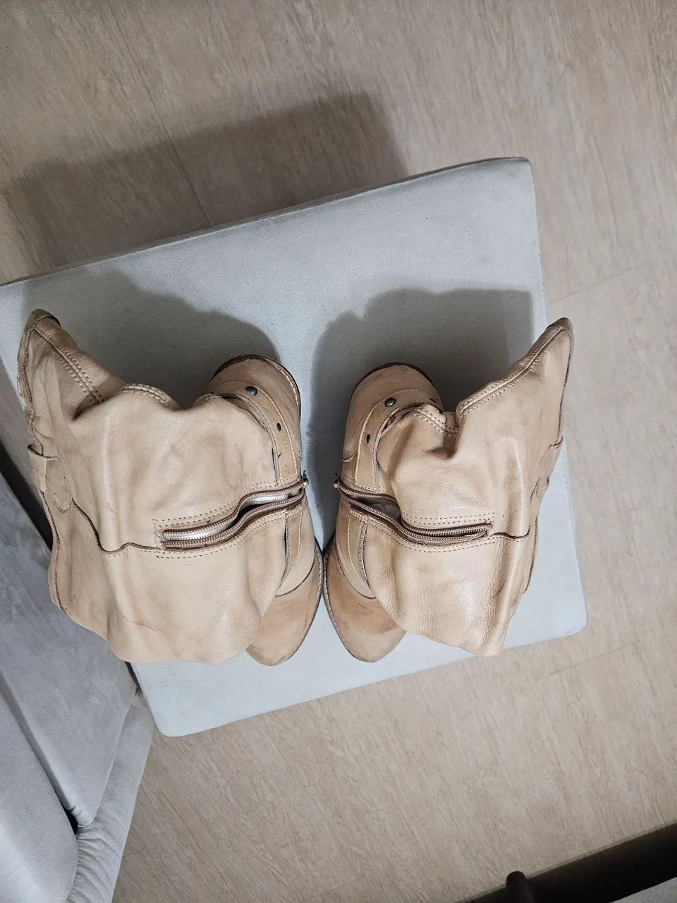 Bota de couro,  tamanho 38 - Foto 3