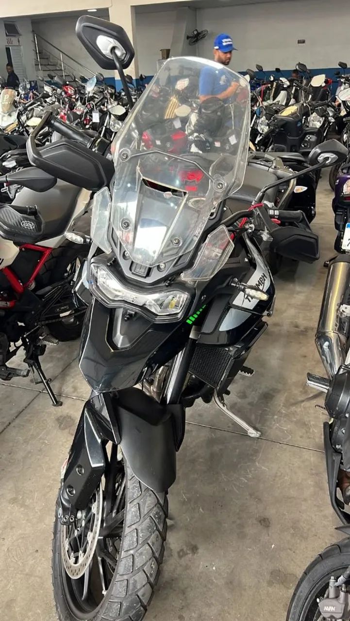Triumph Tiger 900 - Foto 2