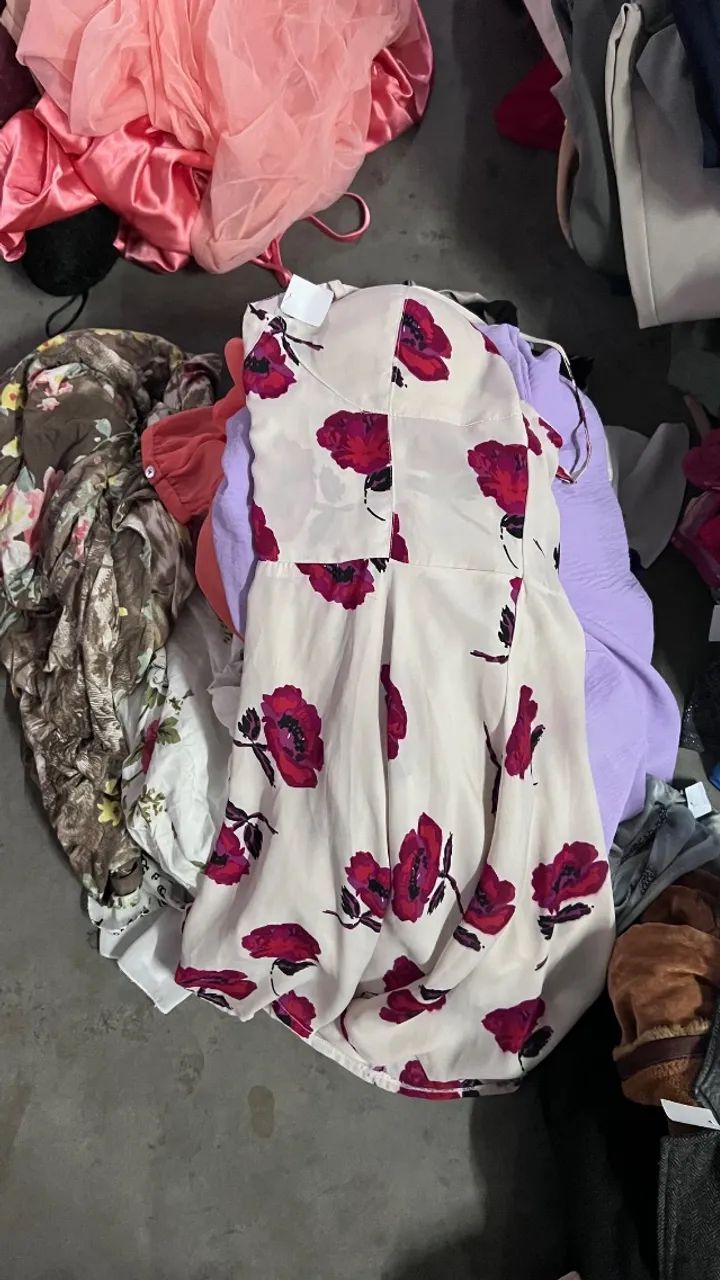 Lote de roupa  - Foto 4