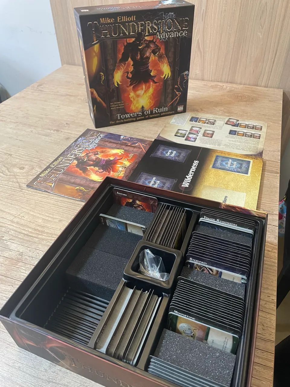 thunderstone advance: towers of ruin. board game - Foto 2