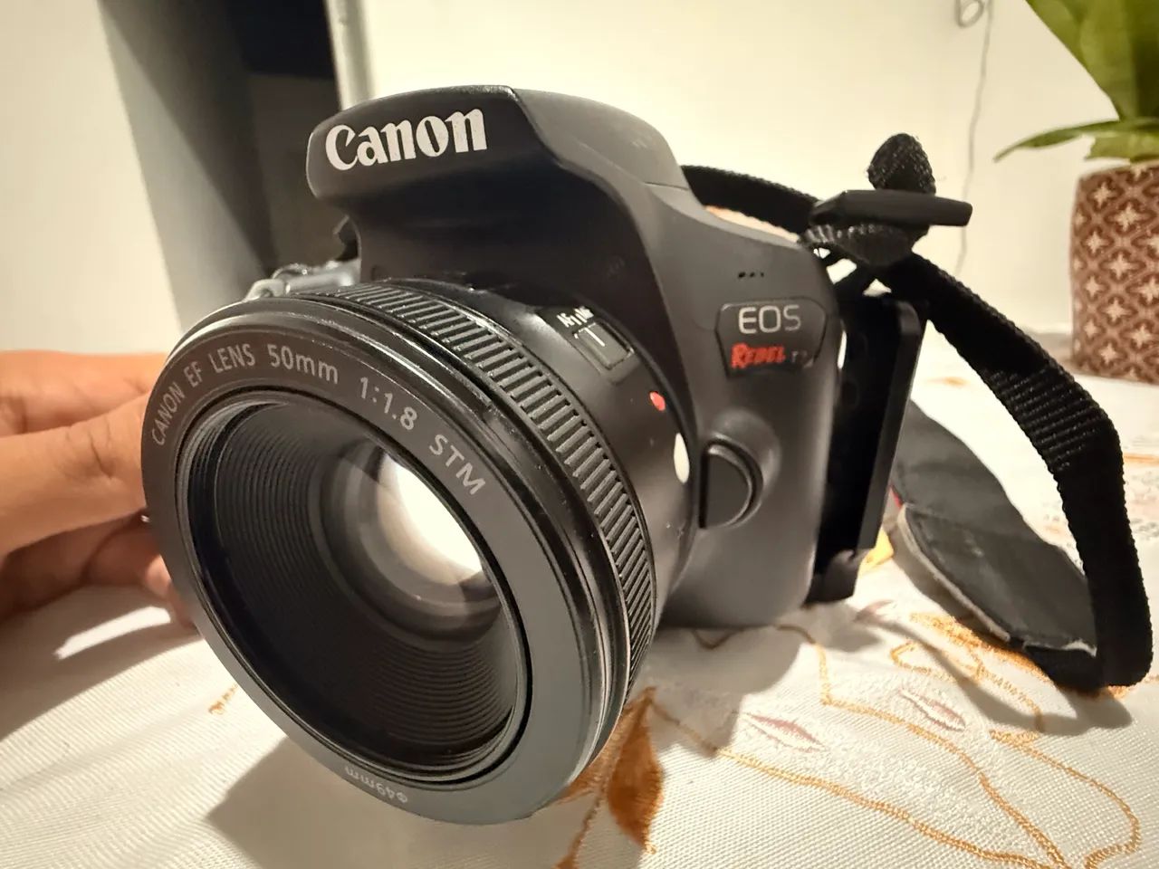 Câmera T7 Rebel 