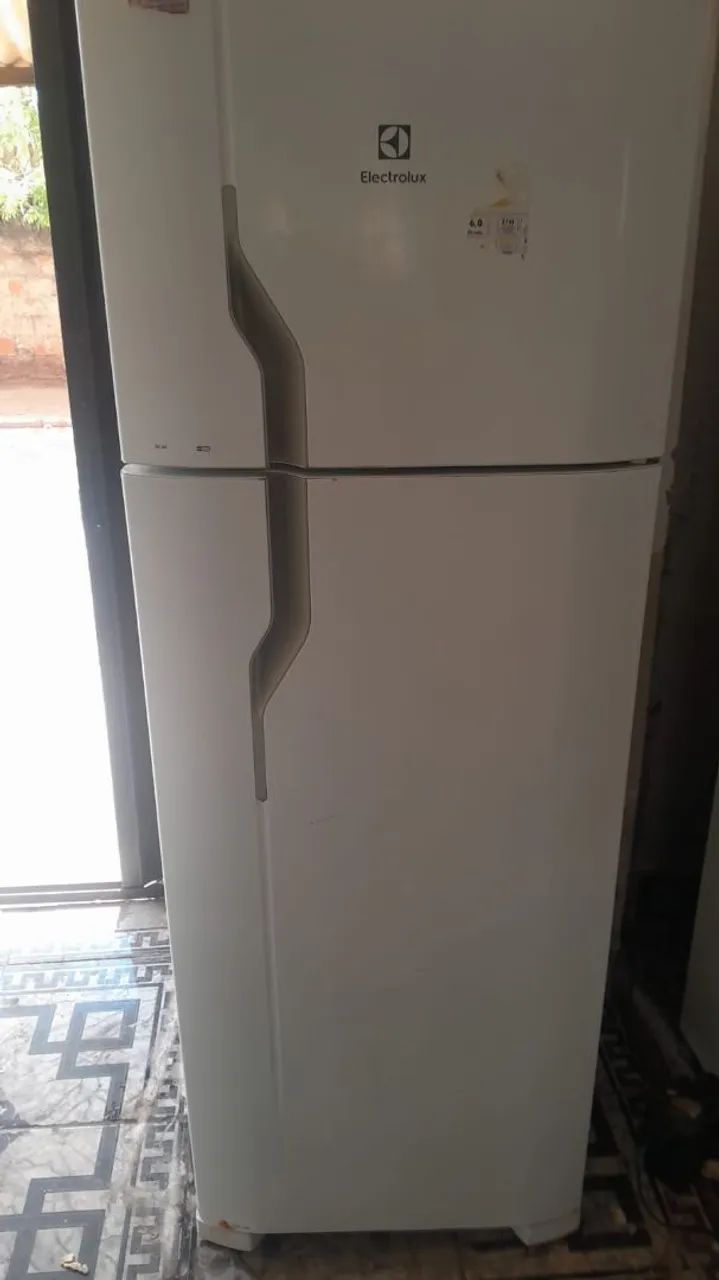 Geladeira eletrolux 