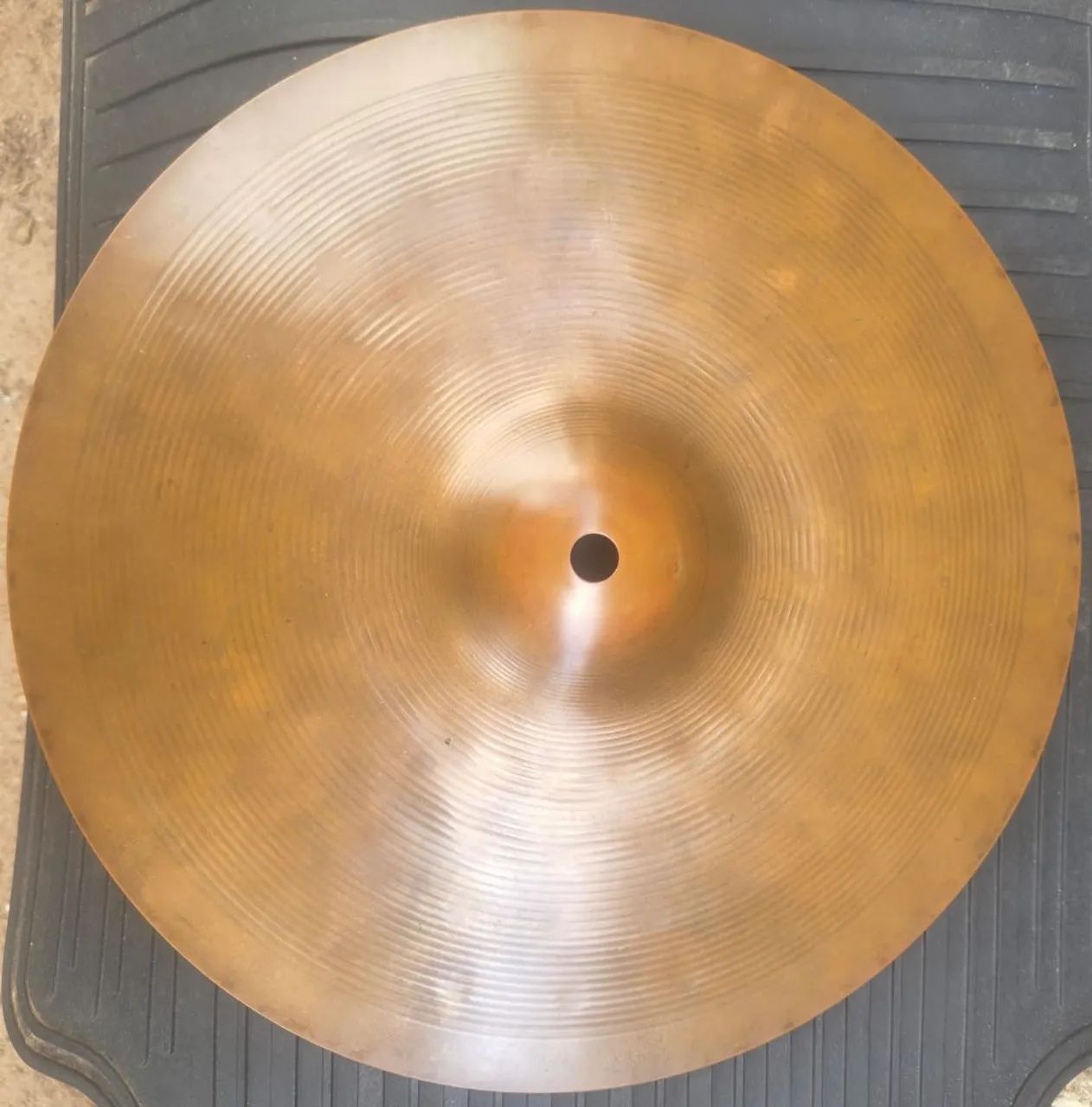 PRATO HIHAT ZILDJIAN 13 POLEGADAS  - Foto 3