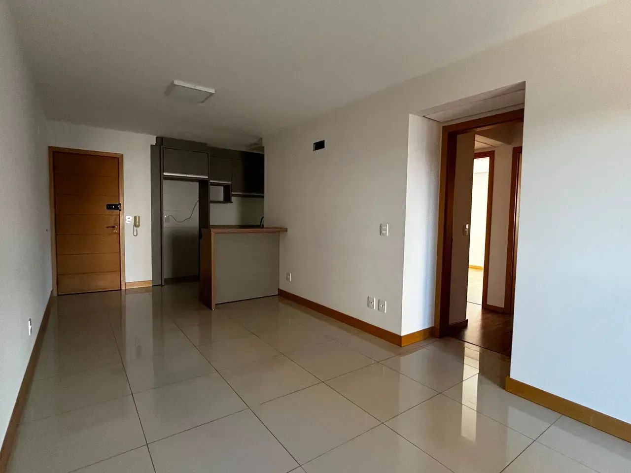 Apartamento para venda com 3 dormitórios no Centro - Florianópolis - SC - Foto 3