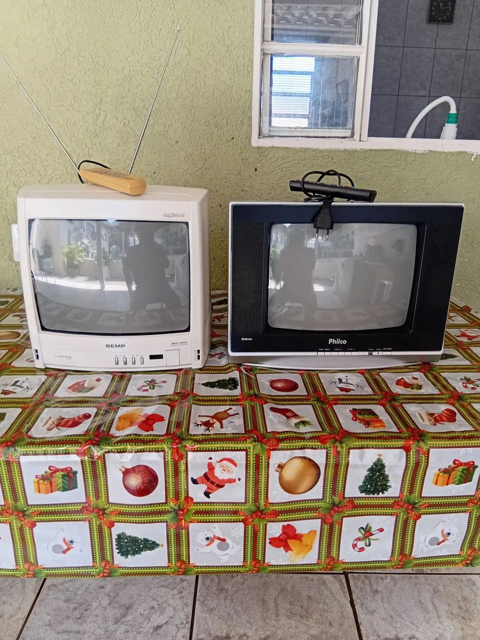 TV 14 polegadas antiga somente a vista no dinheiro pagamento na retirada