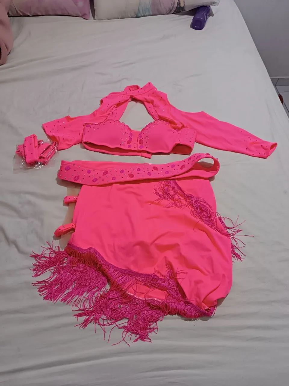 Figurino Rosa Neon - Foto 2