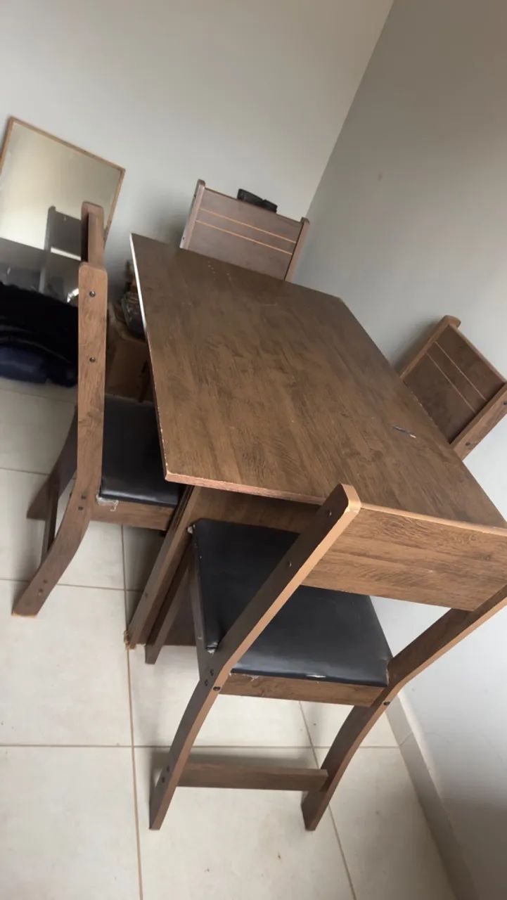 Mesa 4 cadeira  - Foto 2