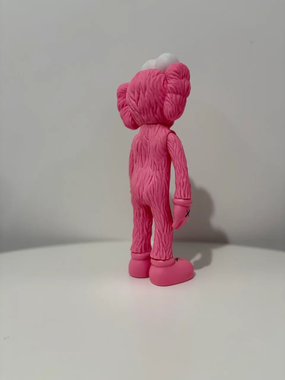Boneco Decorativo Estilo KAWS Elmo 28cm | Colecionável  - Foto 2