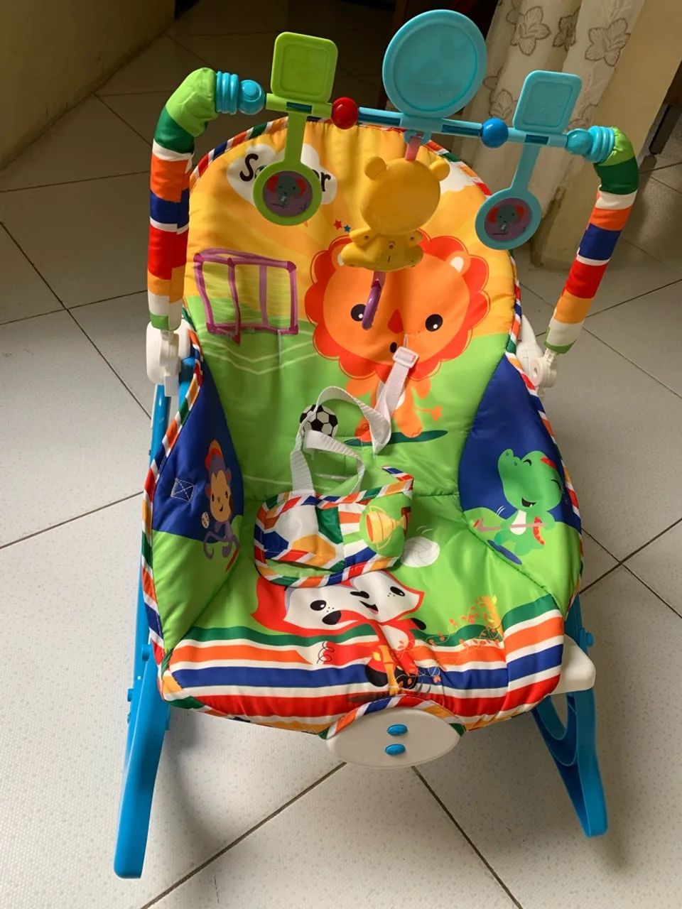 Cadeirinha de bebe, 1 mes de uso apenas - Foto 3
