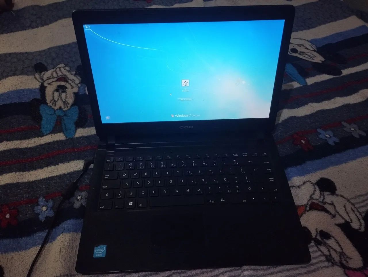 Notebook em bom estado.