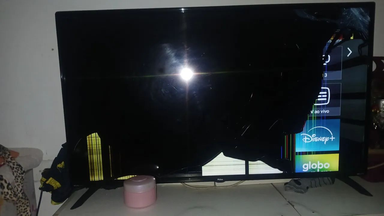 Televisão quebra pra tira peças  - Foto 4