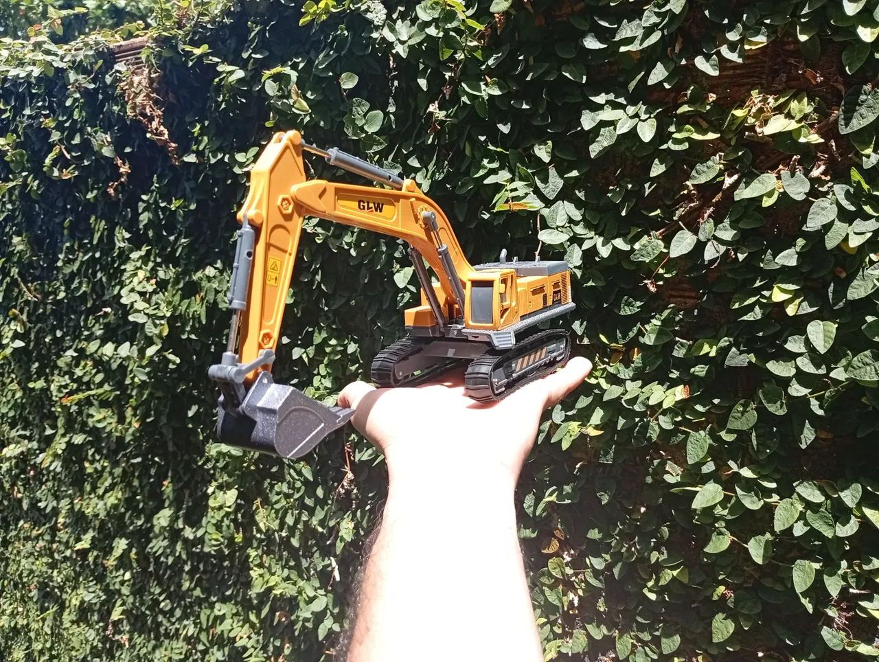 Miniatura escavadeira 1:55 - Foto 2