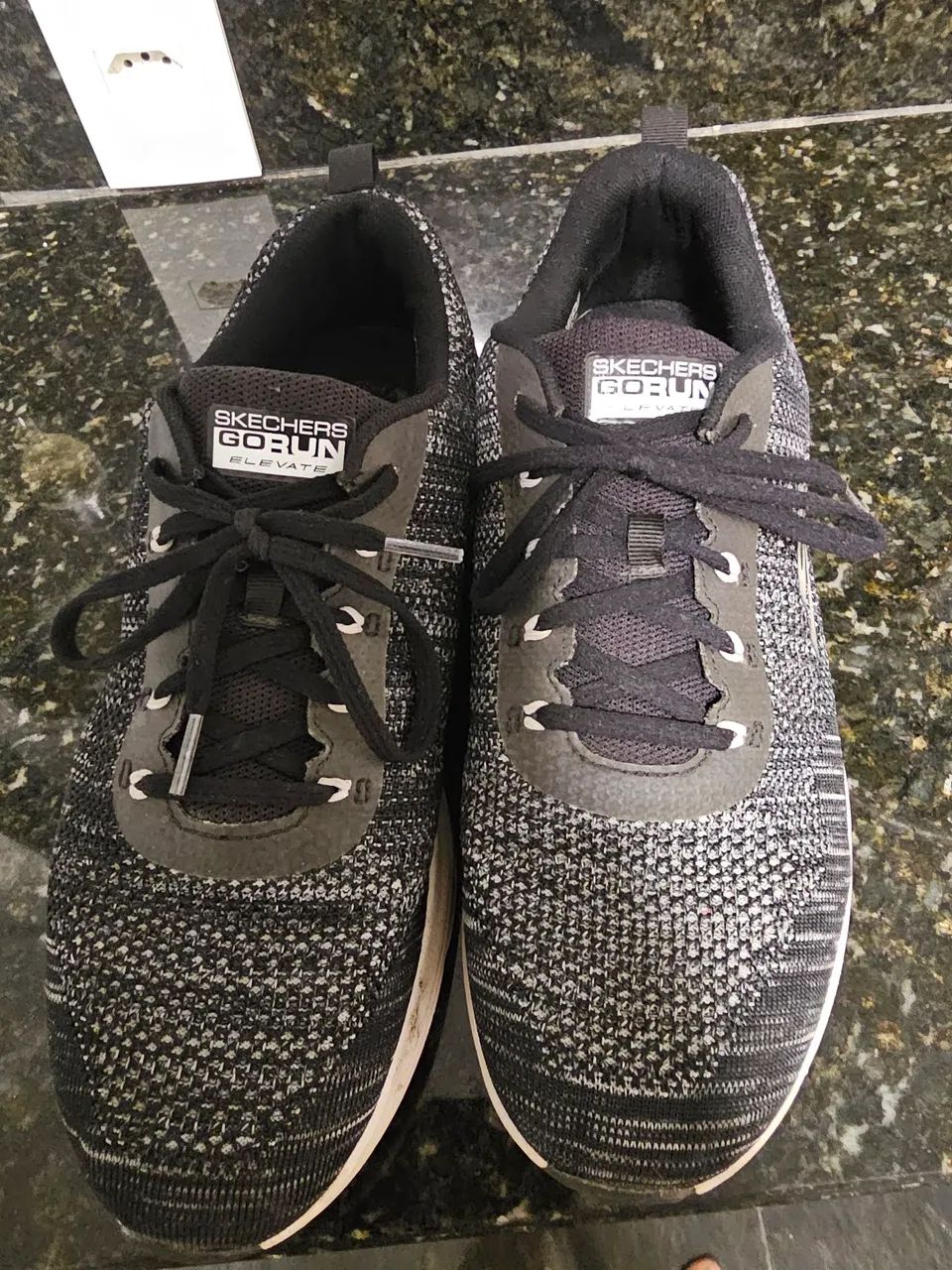 Tênis Skechers Gorun Elevate usado número 43