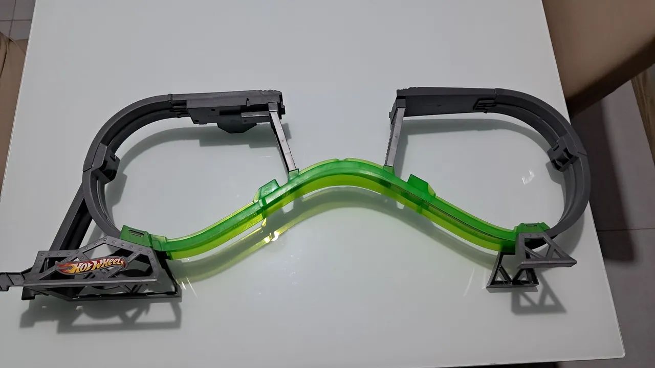 Pista Hot wheels Rev Ups - Foto 2