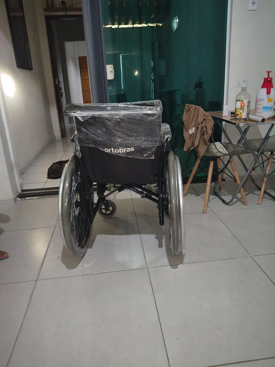 Cadeira de roda  de alumínio  - Foto 4