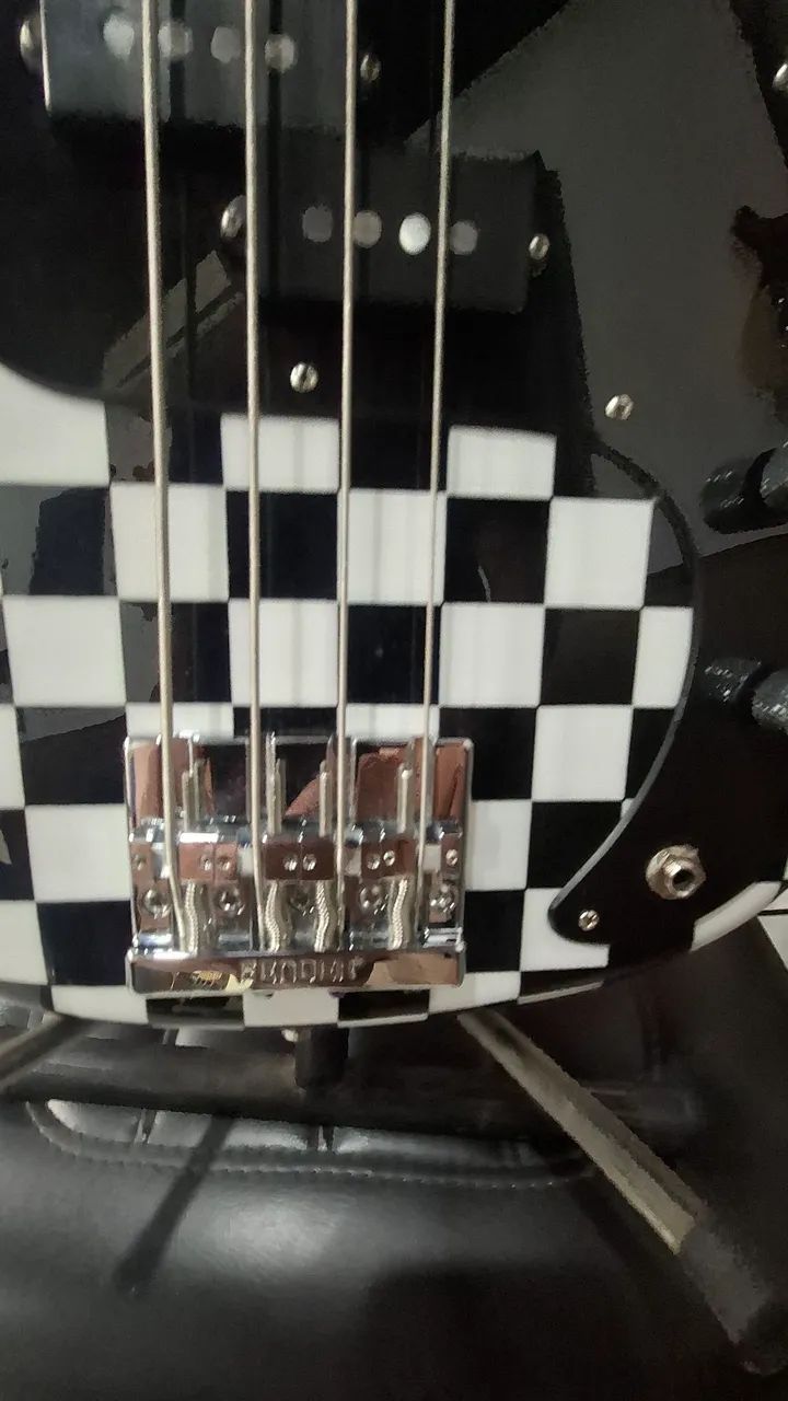 Baixo Precision Bass  - Foto 5