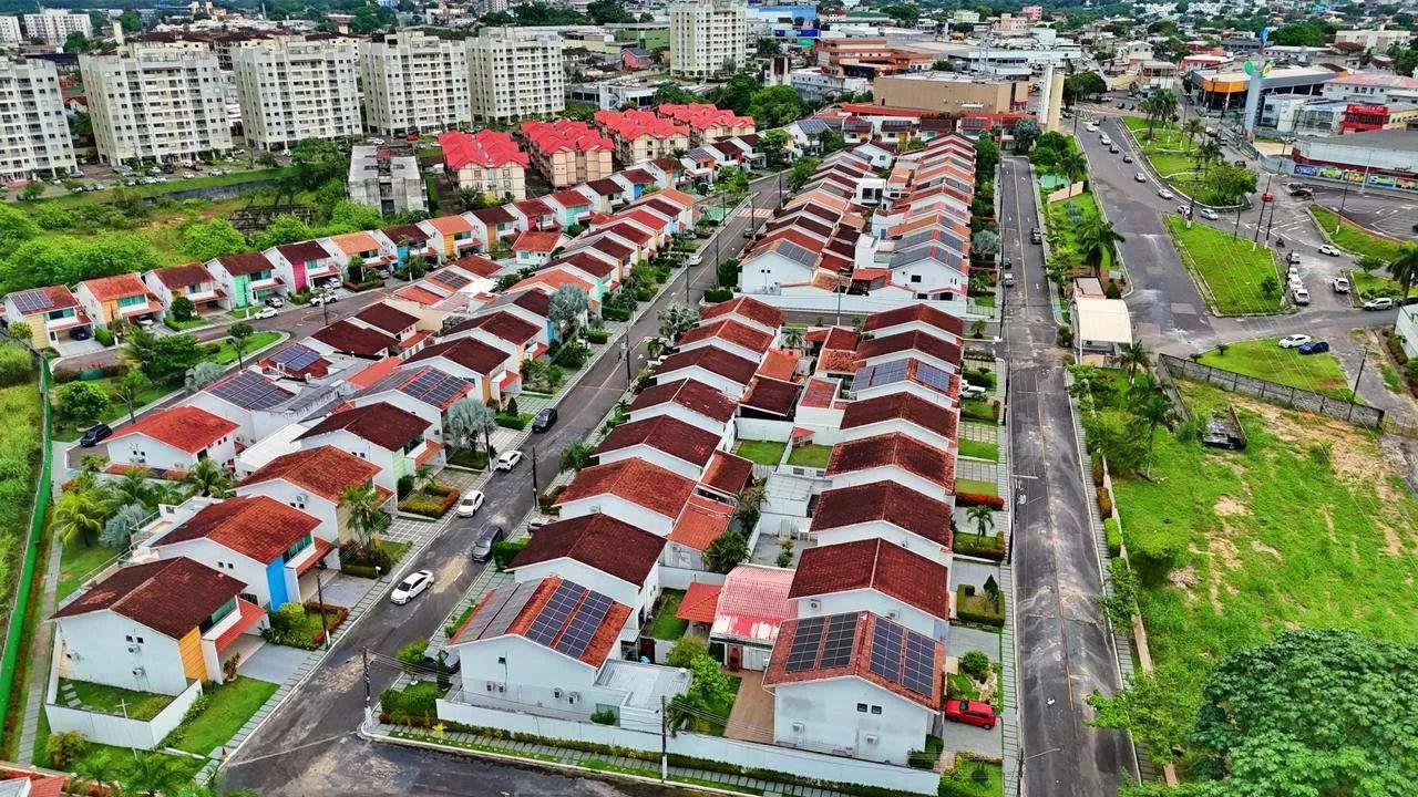 !! Casa duplex com 3 suítes - Parque Dez Venda!! - Foto 3