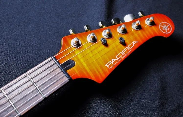 Guitarra Yamaha Pacifica 611HFM - Instrumentos musicais - Planalto
