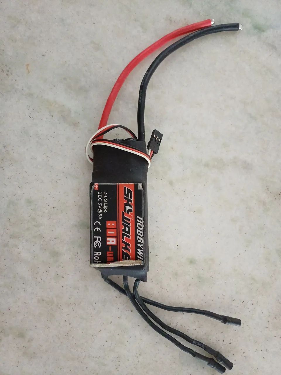 ESC Hbbywing Skywalker 80A-UBEC 2-6 S Lipo SUPER CONSERVADO!!!