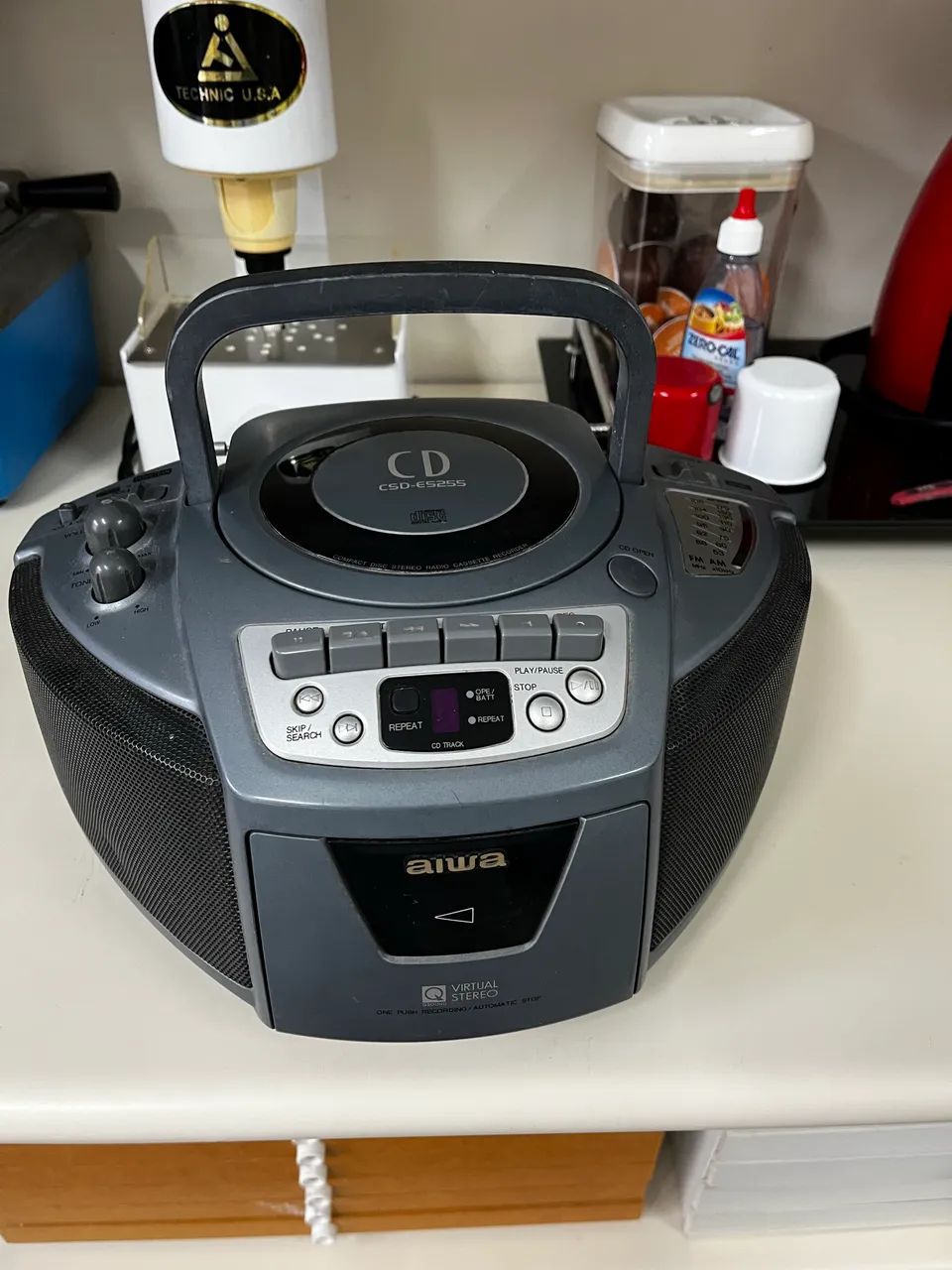 Rádio Aiwa Antigo