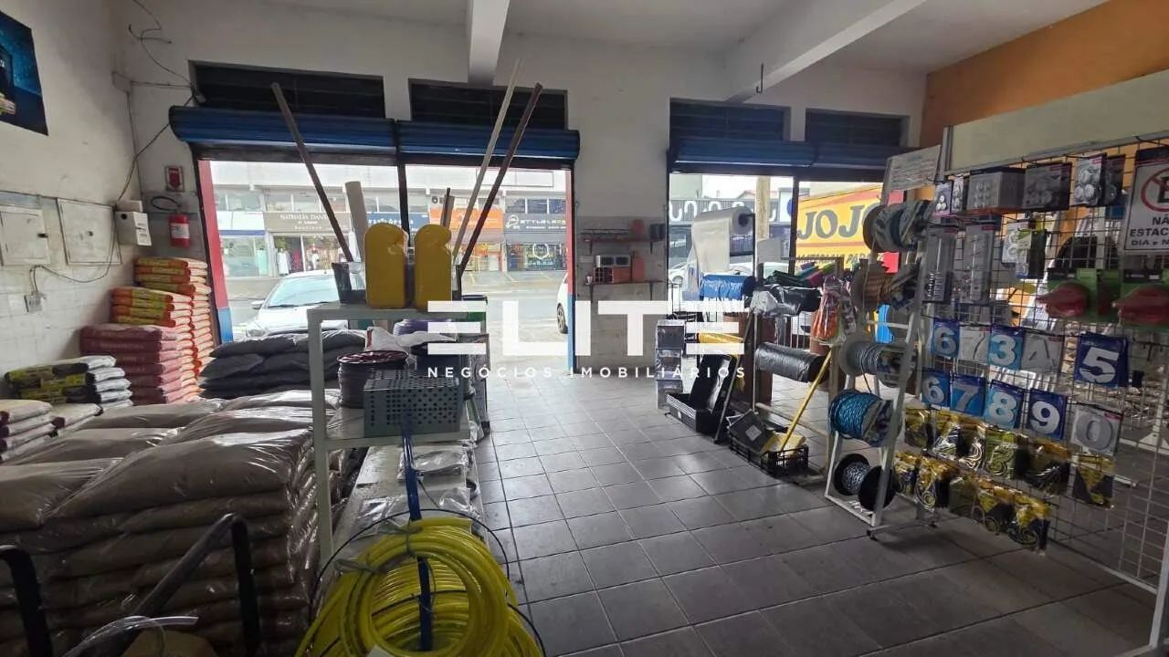 Galpão Comercial para Aluguel em Santo André  Vila Camilópolis, 842 m² Internos