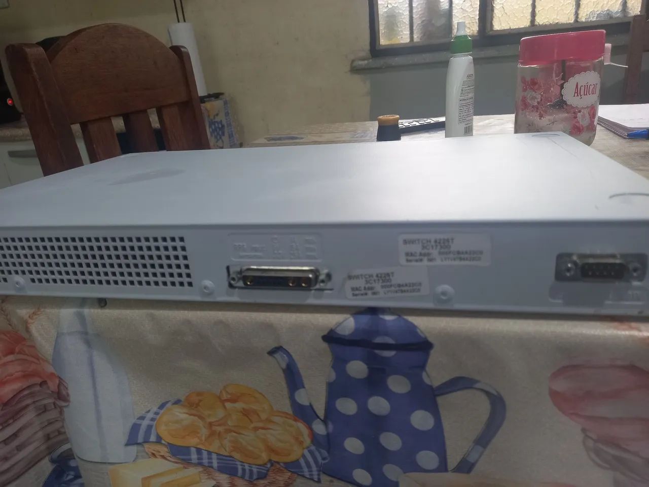 Vendo esse switch 26 portas 2 giga bits da 3com e 1 hp 24 e controlador - Foto 3