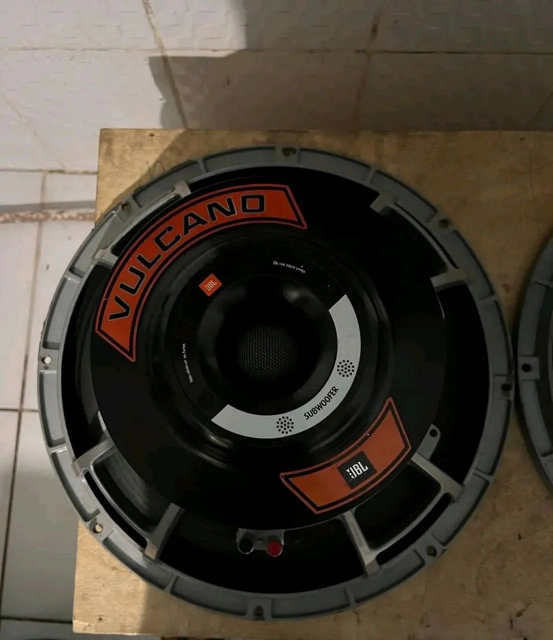 VULCANO 3.8 18 POLEGADAS 