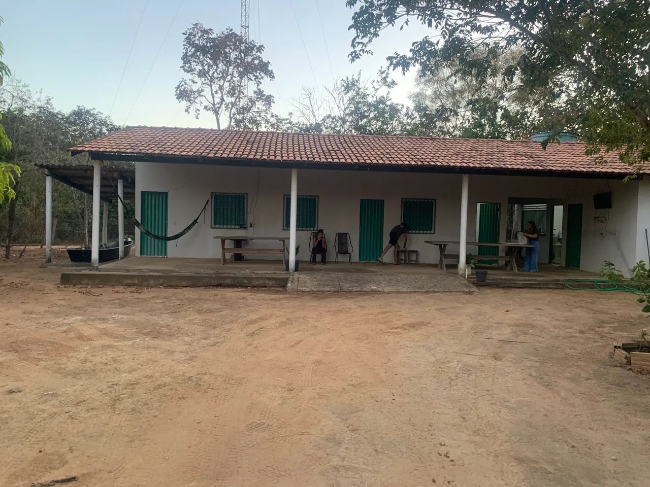Vendo sítio na beira do lago do peixe - Foto 2
