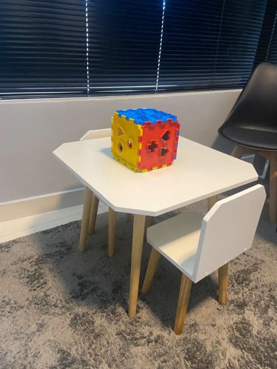 Mesa Infantil com duas Cadeiras em MDF - Foto 2