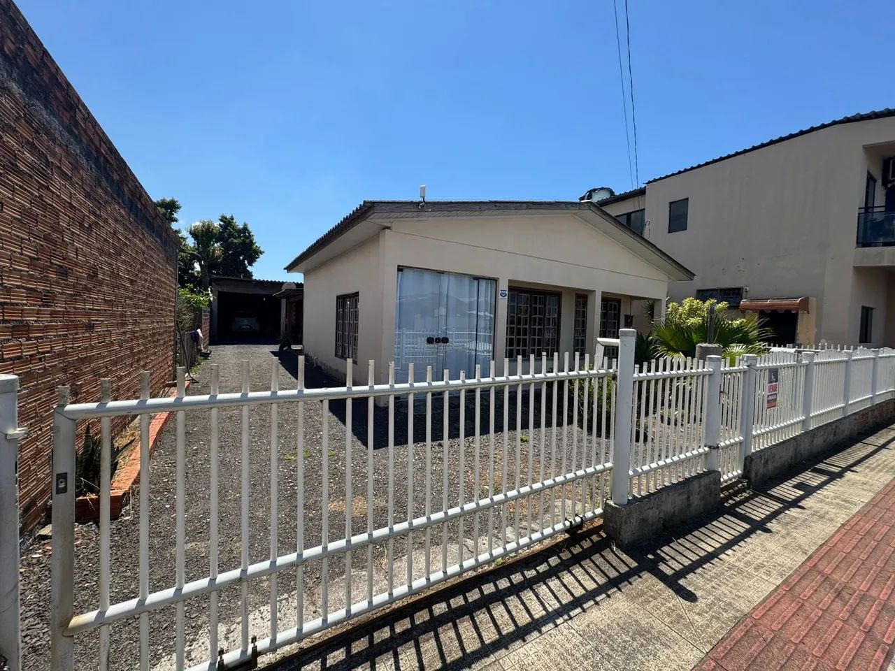 CASA À VENDA  FRENTE PARA AVENIDA | SÃO LUIZ