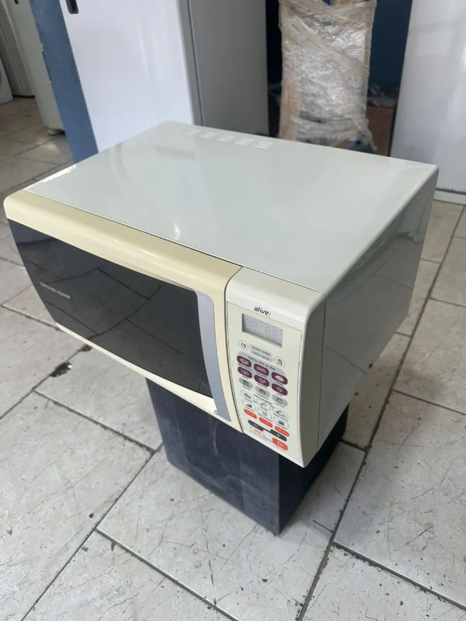 Microondas Brastemp 30L 127v - Foto 2