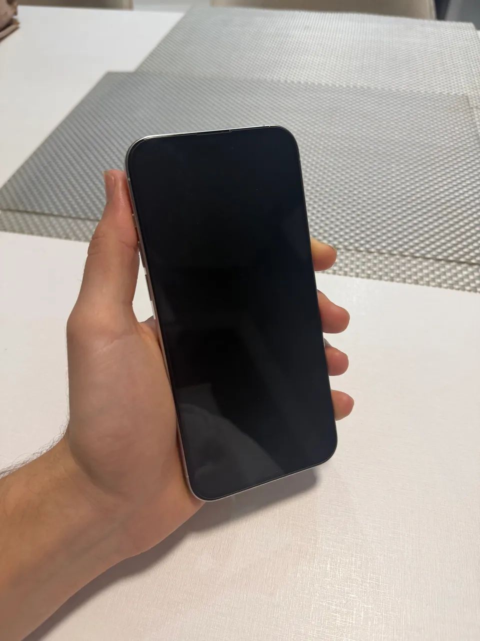 iPhone 15 Pro Max - Foto 2