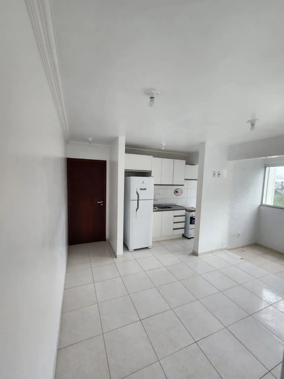 Apartamento na Pedra Branca, 1º andar, com dois quartos, garagem e sacada - Foto 4