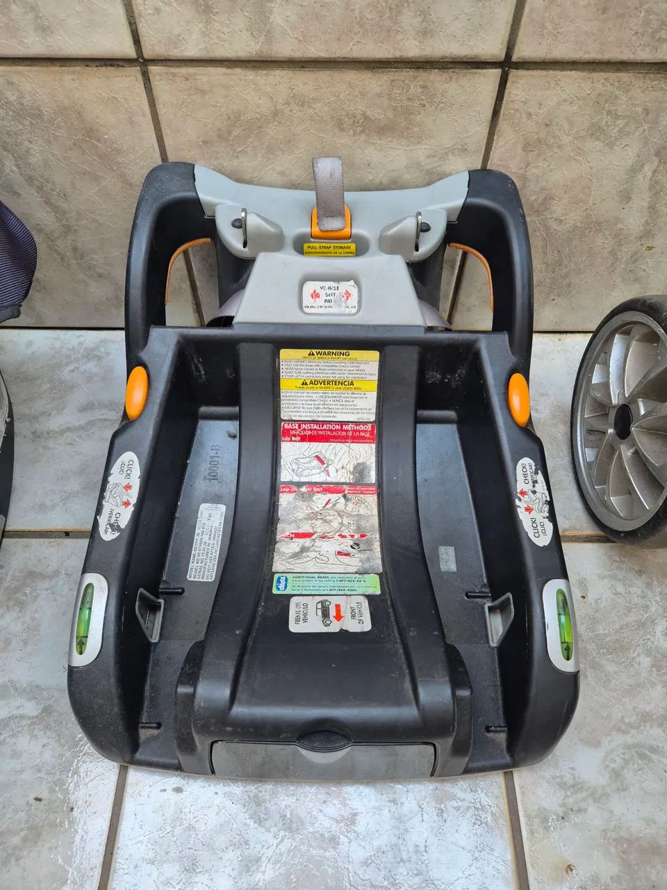 Carrinho de bebê Chicco Bravo com bebê conforto e base Keyfit - Foto 3