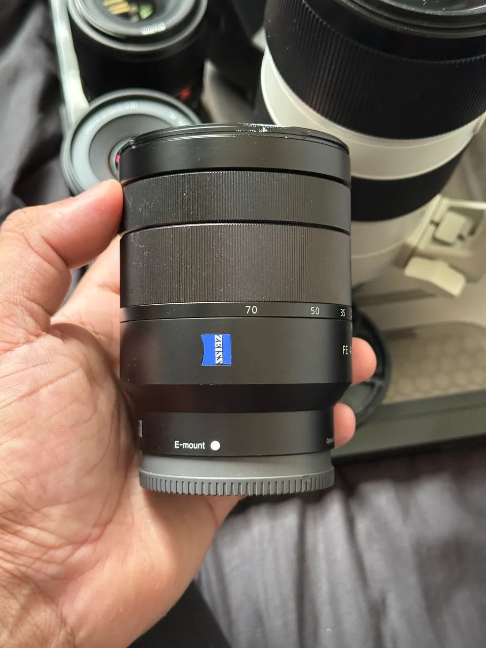 Lente Sony Zeiss 24 70 F4 - Foto 2