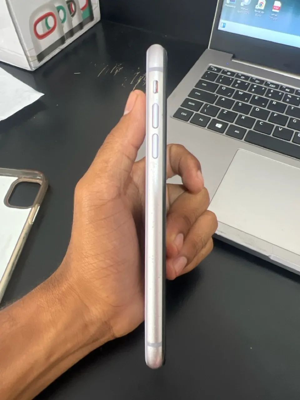 iPhone 11  - Foto 4